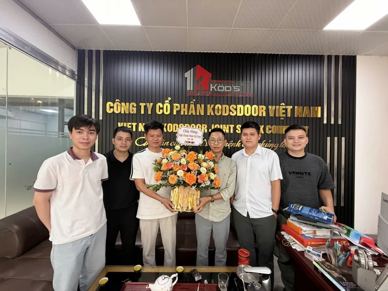 Chúc Mừng Ngày Doanh Nhân Việt Nam 13-10